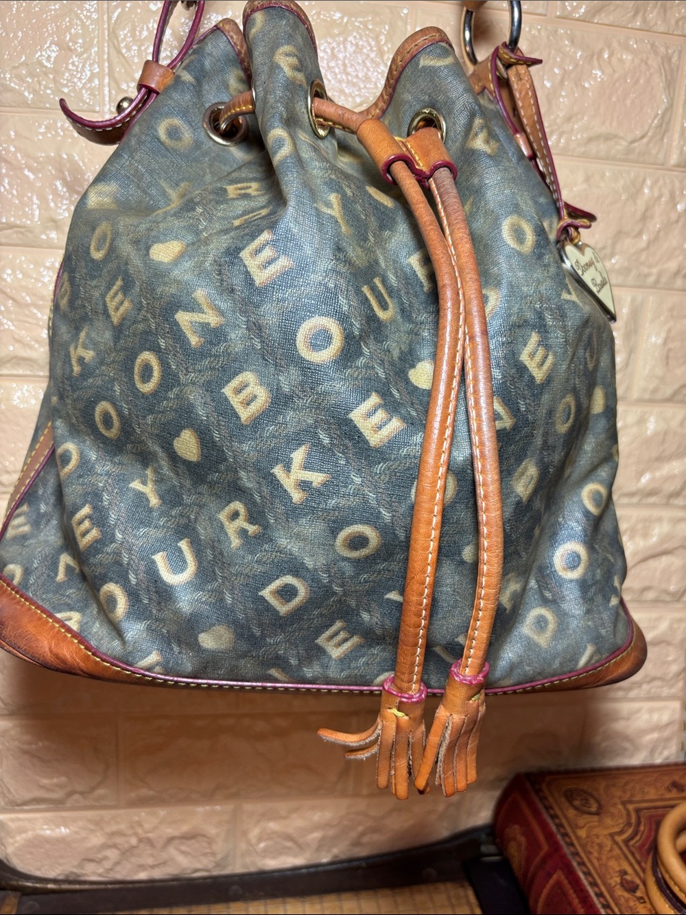 Dooney & Bourke Brown Leather Trim Green Monogram Bucket Bag w Mint Pink Wallet - Picture 5 of 17